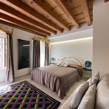 公寓 Ln Homes - San Marco Canal View