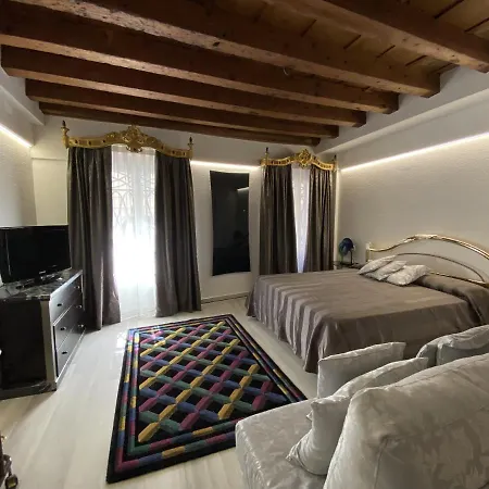 Ln Homes - San Marco Canal View شقة *