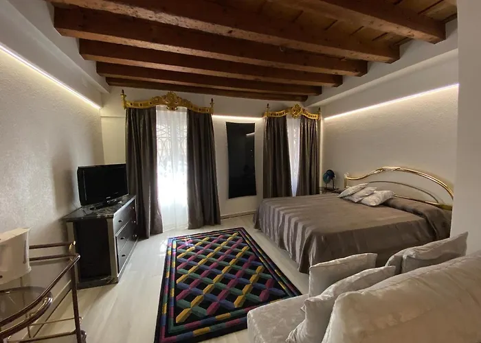 Ln Homes - San Marco Canal View Appartement *