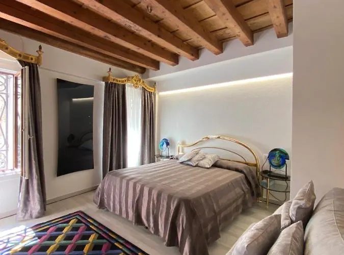 Appartement Ln Homes - San Marco Canal View